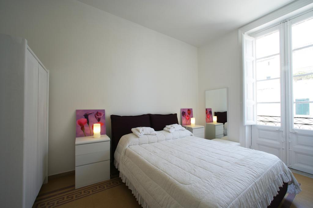 Scudaniglio Apartments Trapani Habitación foto
